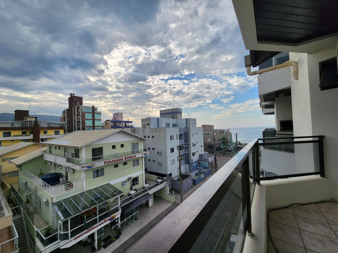 Others 3, Bomar Residence, Bombinhas