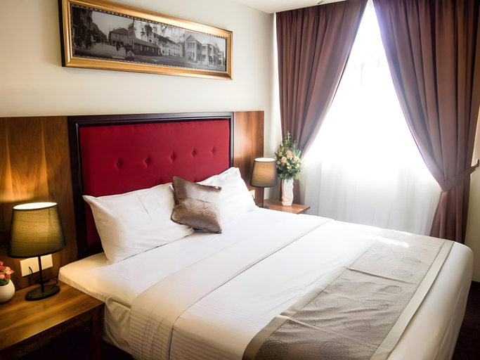 Bedroom 8