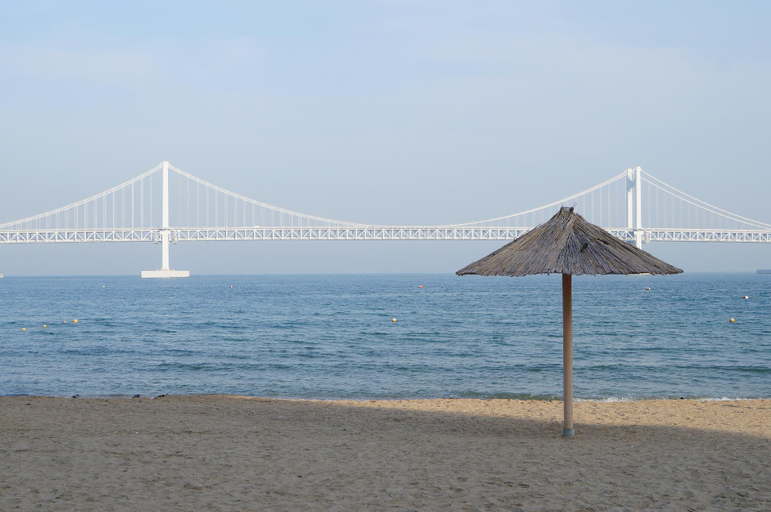 Nearby Landmark 4, Paradise on Earth, Suyeong