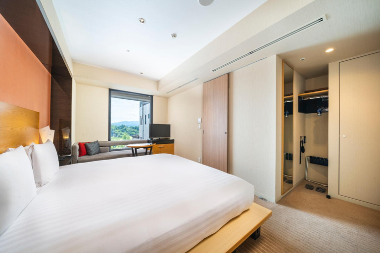 Bedroom 17