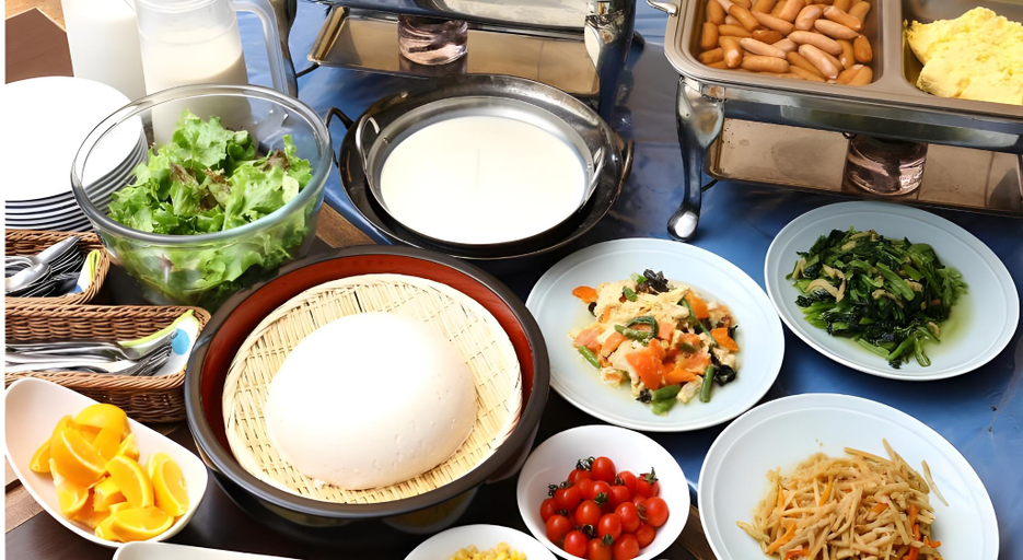 Food & Drinks 19