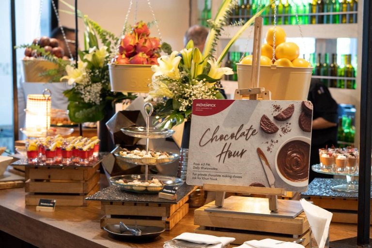 Food & Drinks 17