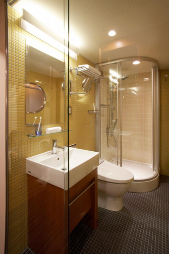 Bathroom 11