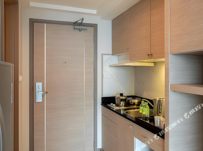 Dining Room 18
