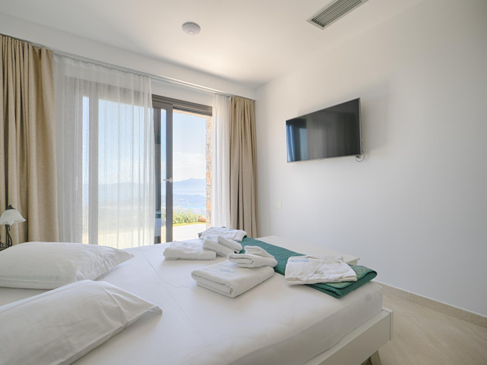 Bedroom 3, Sky Sea Resort Skiathos, Thessaly