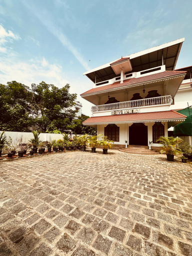 Others 4, Cleety's Residency, Ernakulam