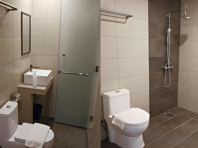 Bathroom 4, 1 Orange Hotel KLIA & KLIA2, Sepang