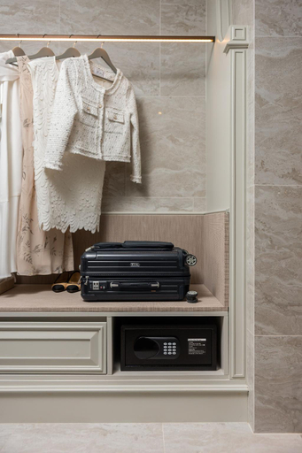 Amenities 10