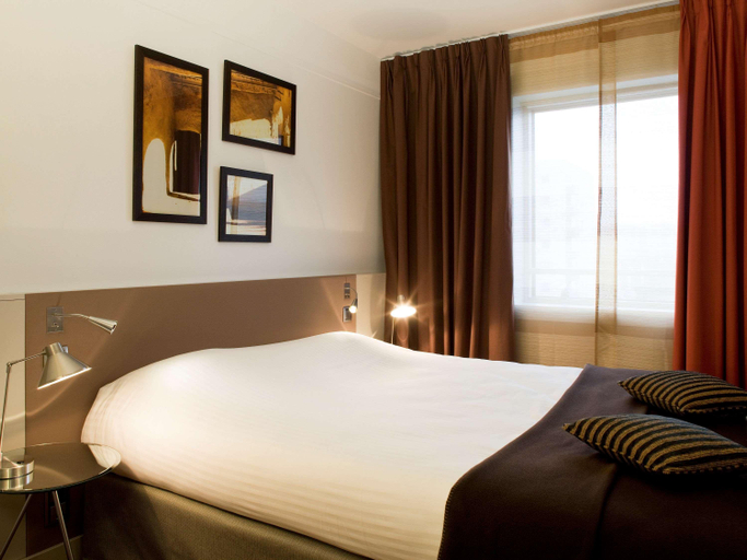 Bedroom 3, Residence Mercure Paris La Defense Grande Arche, Hauts-de-Seine