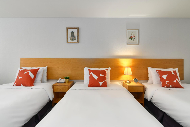 Bedroom 9