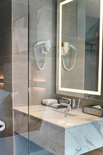Bathroom 24