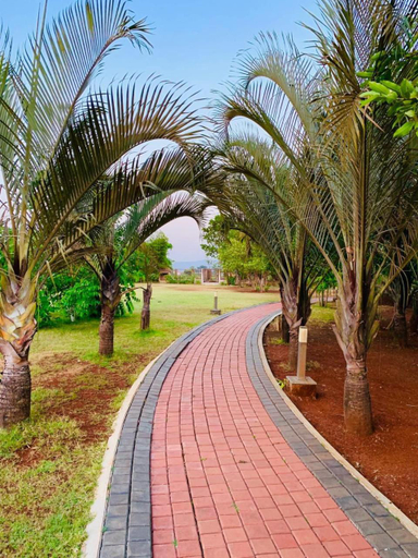 Garden 2, Mizzle Exotica Lonavala, Pune