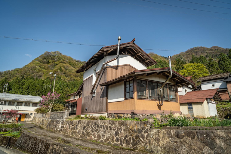 Others 4, 蔵サウナのある貸切古民家宿 ojirotomarlo, Kami