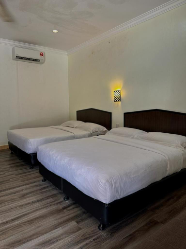 Bedroom 26