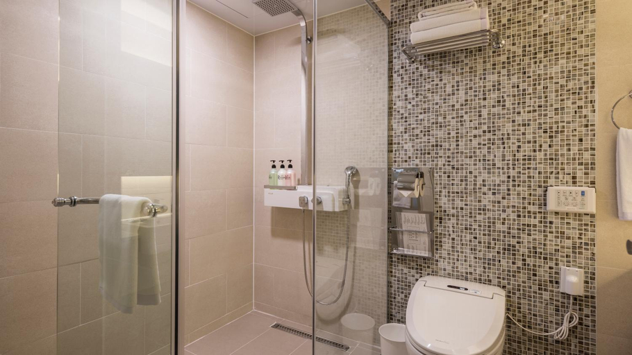 Bathroom 3, The First Stay Hotel, Gangseo