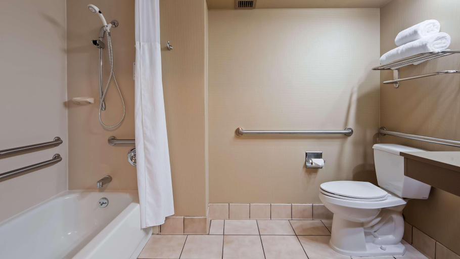Bathroom 4, Best Western Delta Inn, Effingham