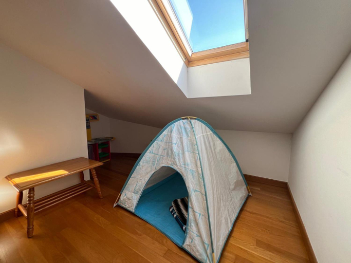 Others 4, YourHouse Aldo Ourense Termal, Ourense