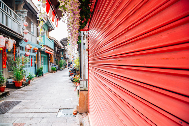 Nearby Landmark 2, Rolling Inn B&B, Tainan