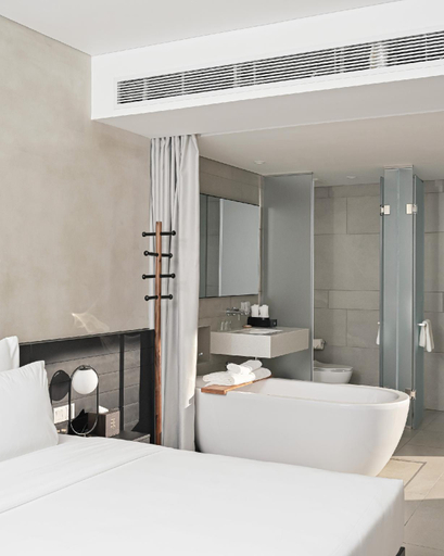 Bathroom 12