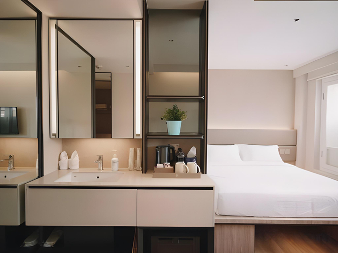 Bedroom 12