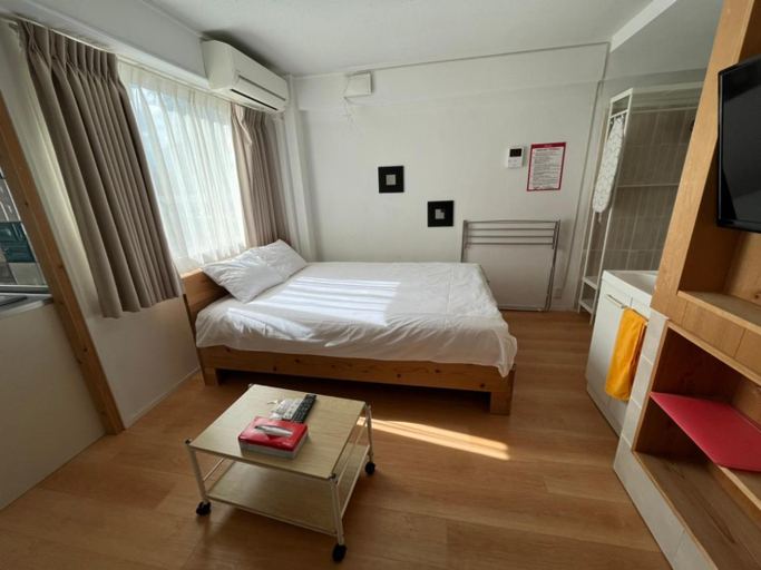 Bedroom 12