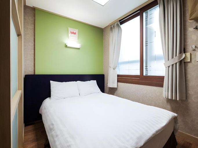 Bedroom 10