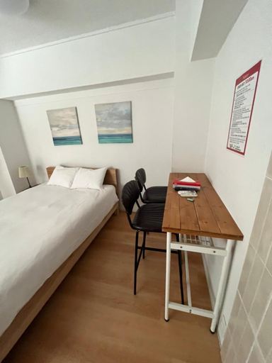 Bedroom 13