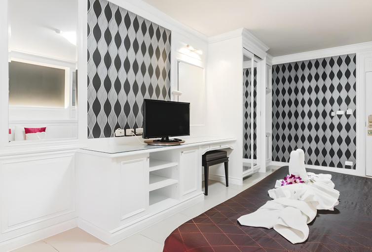 Bedroom 30