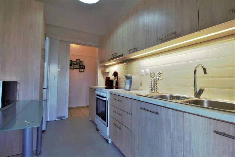 Others 3, Gazi apartment with Acropolis views, Attica