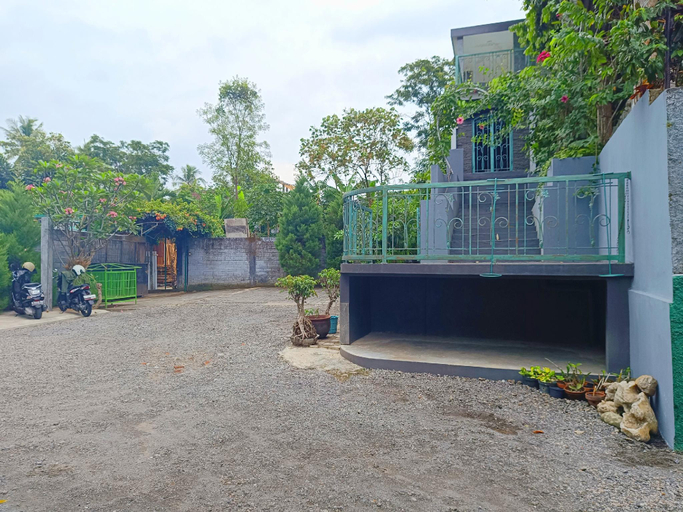 Parking lot 1, Guest House Gethsemane, Salatiga