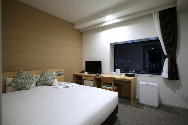 Bedroom 13
