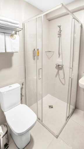 Bathroom 4, Hotel Memoir Kazbegi, Kazbegi