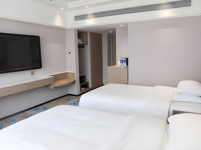 Bedroom 11