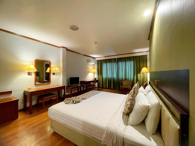 Bedroom 23