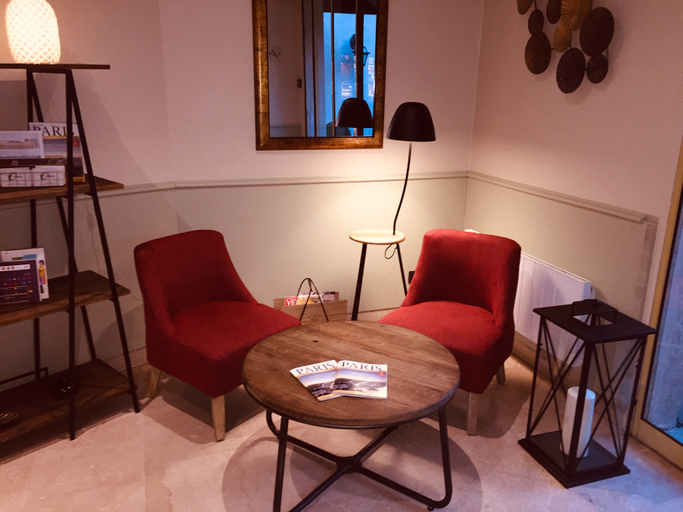 Public Area 4, Hotel Le Cardinal Rueil Centre, Hauts-de-Seine
