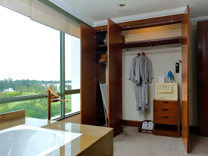 Bathroom 5
