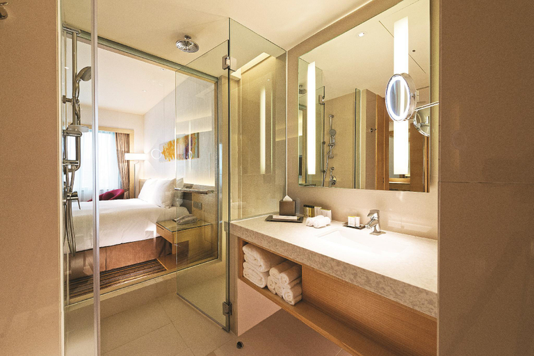Bathroom 19