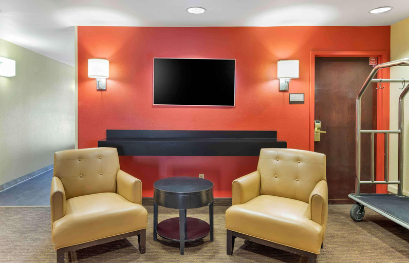 Public Area 2, Extended Stay America Suites Los Angeles Valencia, Los Angeles