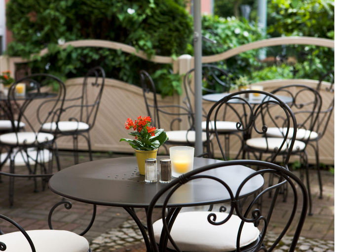 Others 5, Achat Hotel Schwetzingen, Rhein-Neckar-Kreis