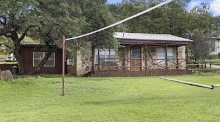 Others 2, Thunderbird Lodge, Burnet