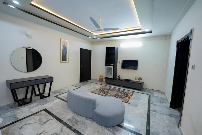 Others 5, Sk Residency, Islamabad