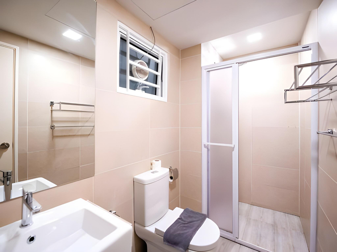 Bathroom 7
