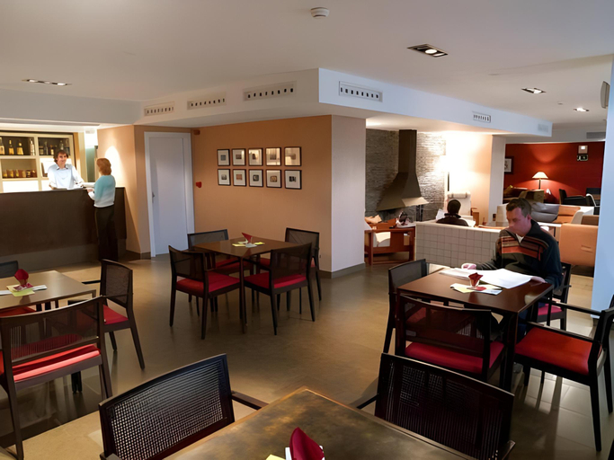 Food & Drinks 3, HG Cerler., Huesca