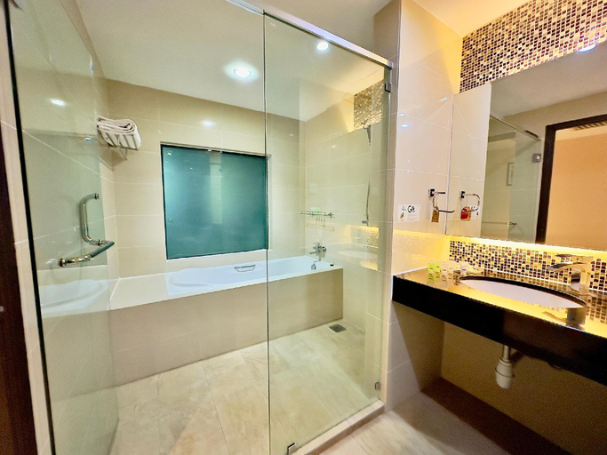 Bathroom 5