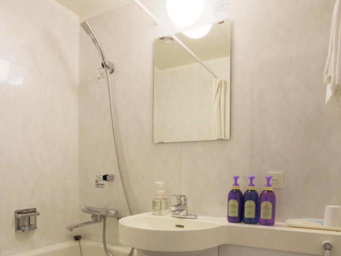 Bathroom 21
