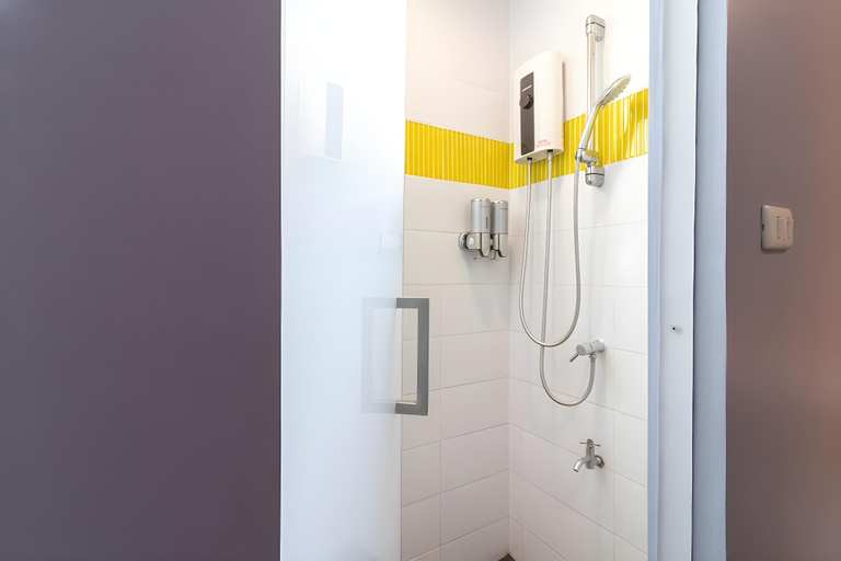Bathroom 4