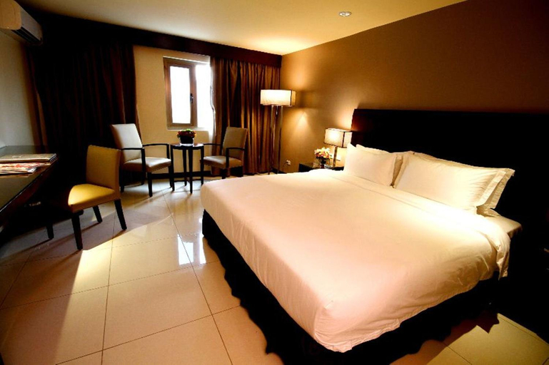 Bedroom 24