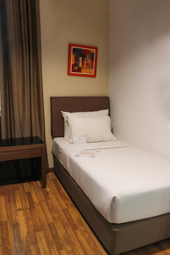 Bedroom 14
