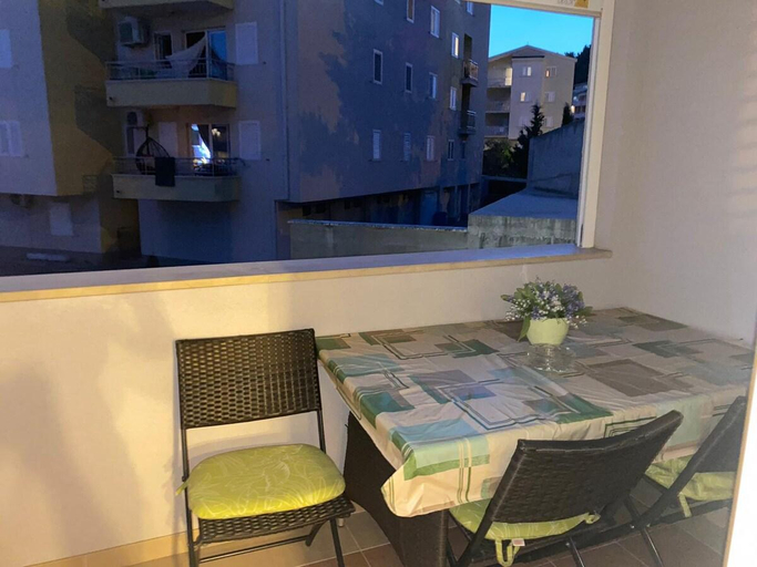 Others 2, Alpeza apartment Makarska, Makarska