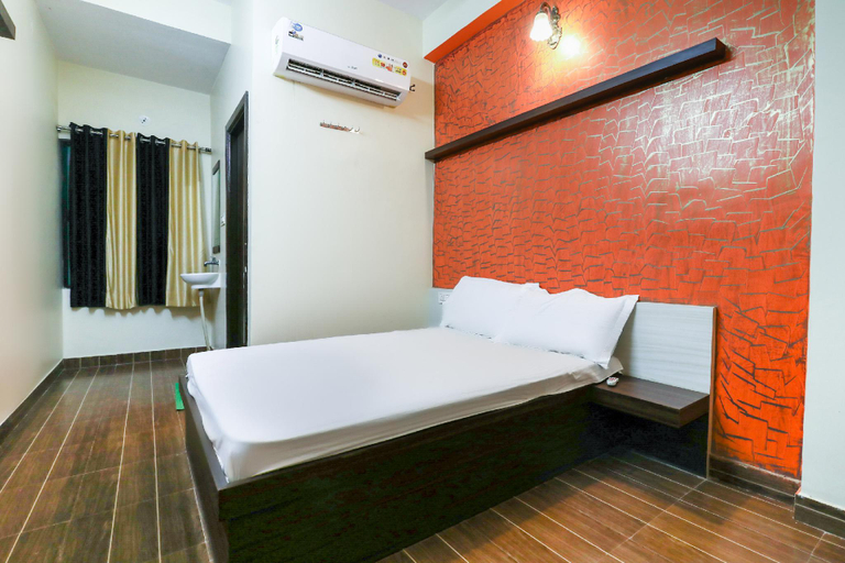 Bedroom, Hotel O Megha Villa, Palghar